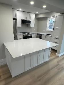 QUARTZ & GRANITE COUNTERTOPS - Photo 8
