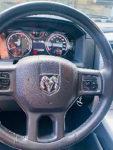 2012 Ram Laramie 1500 4x4 Crew Cab - Photo 9