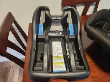 Graco SnugRide 35 Lite LX Infant Car Seat, 1.8-15.8 kg (4-35 lb) - Photo 4