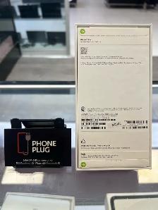 Brand New Sealed! iPhone 17 Pro-256gb! - Photo 2