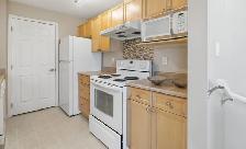 2BR-2Bath townhouse w/Garage at Beautiful Lake Summerside Edmont - Photo 6