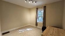 2 Bedroom 1 Bathroom Full House for Rent - Photo 10