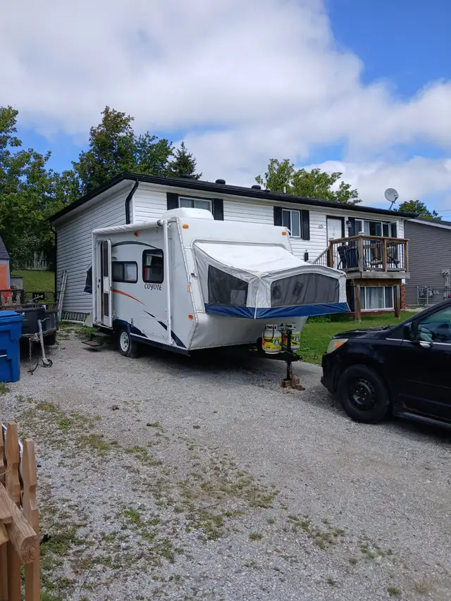 2007 Coyote k-z camper great condition for the year $4700