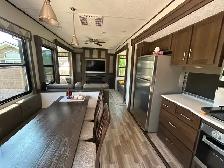 Beautifully Maintained Seasonal Trailer. - Photo 2