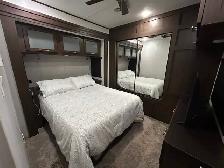 Beautifully Maintained Seasonal Trailer. - Photo 6