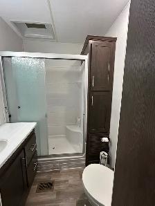 Beautifully Maintained Seasonal Trailer. - Photo 8