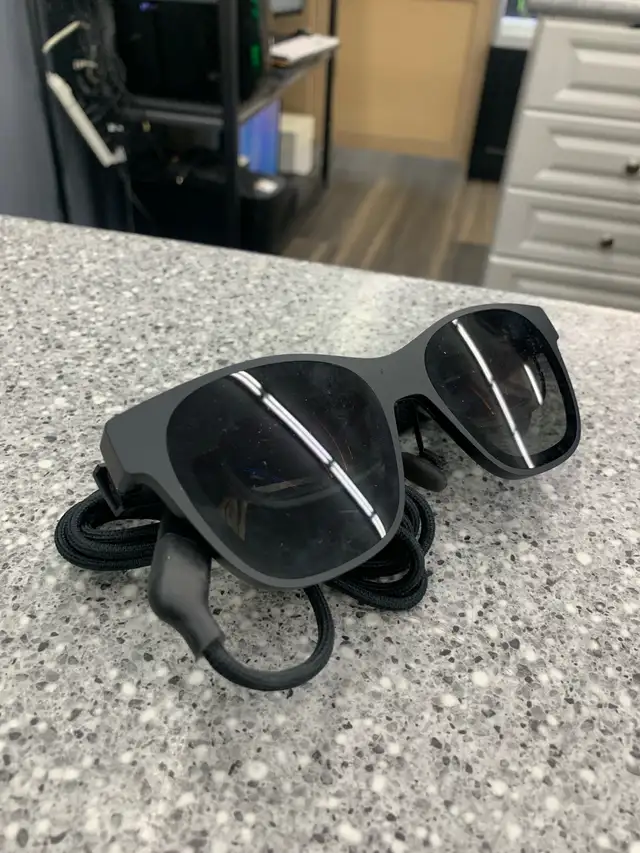 Xreal Air 2 Pro AR Glasses