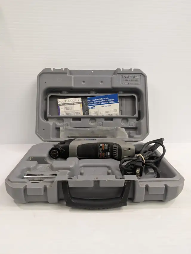 (B4630) Dremel Multimax with case