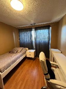 Furnished Room for Rent – Don Mills with Steeles - Photo 2
