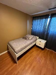 Furnished Room for Rent – Don Mills with Steeles - Photo 5