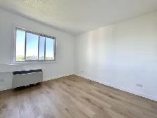 Grand 4 ½ au 12e étage, tout inclus, rénové & proche du REM - Photo 5