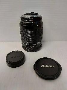 (B1266) Nikon 70-210mm lens