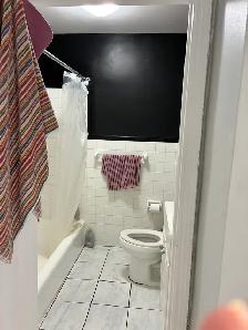 Nice and bright bachelor unit- Great location- Available Oct 1st - Photo 9