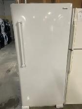 Réfrigérateur Légumier blanc glacé 30'' tout frigo Danby