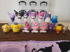 10 figurines hello kitty and friends  5 petites  1 rangement Ku - Photo 7