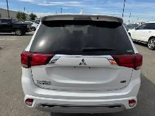2022 Mitsubishi Outlander PHEV : Backup Camera - Photo 5