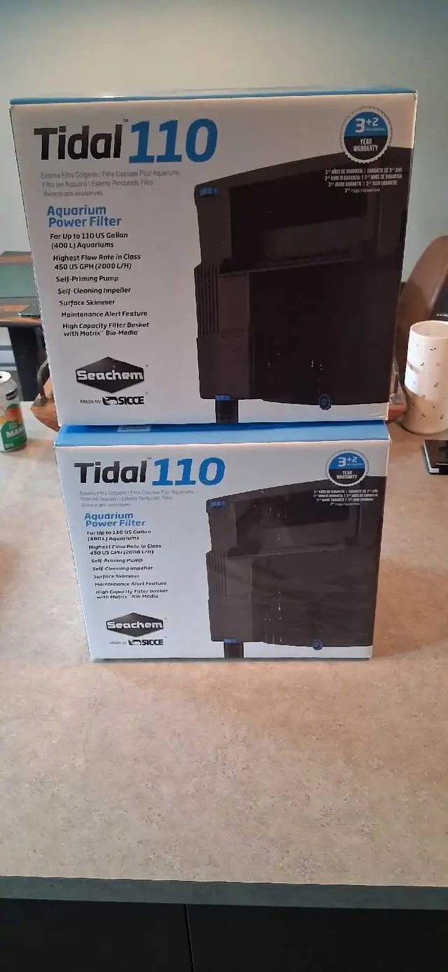 2 Filtreur Seachem Tidal 110 neuf