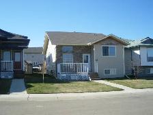 2 Bedroom, 1.5 Bathroom Main Level of Home in Rosedale