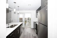 30 University Crescent - Two-Bedroom Suite (Type B) Apartment fo - Photo 3