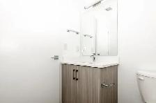30 University Crescent - Two-Bedroom Suite (Type B) Apartment fo - Photo 18