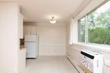 365 Edison Avenue - Two-Bedroom Suite Apartment for Rent - Photo 5