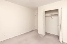 365 Edison Avenue - Two-Bedroom Suite Apartment for Rent - Photo 16