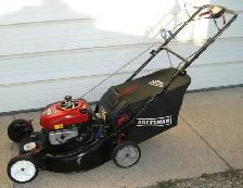 CRAFTSMAN 6.75 HP REAR BAG SELF PROPELLED LAWNMOWER
