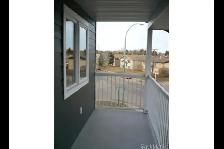 2 bedroom condo - Photo 3