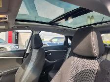 2016 Hyundai Elantra  GT GLS TRES BAS KM GARANTIE 1 ANS - Photo 5