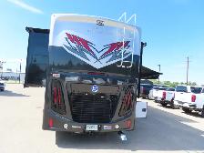 2024 HOLIDAY RAMBLER NAUTICA 34RX — ONLY 23,132 KM! - Photo 4