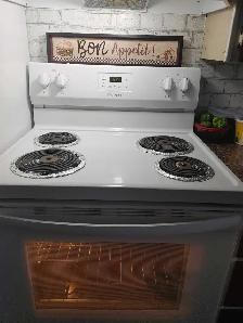Frigidaire Electric Stove