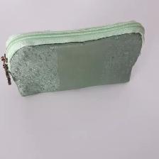 9 DIFFÉRENTS SACS NEUFS POUR METTRE LE MAQUILLAGE: $5.00 CHACUN - Photo 6