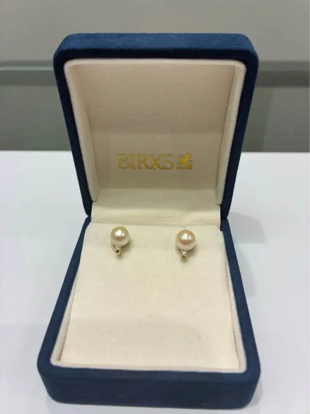 14Karat Birks Fresh Water Pearls and Diamonds Studs