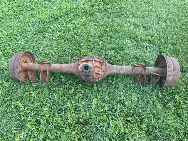 FORD 9 inch rear end differential.