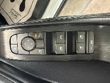 2024 Nissan Rogue SV Tech / Midnight / AWD / Low Kms /0 Accident - Photo 15