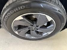 2024 Nissan Rogue SV Tech / Midnight / AWD / Low Kms /0 Accident - Photo 26