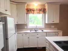 Air Ronge- 3 Bed, 2 Bath - Photo 2
