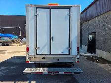 2018 Ford Super Duty F-350 SRW XLT / 4X4 / CUBE TRUCK / gas & pr - Photo 6