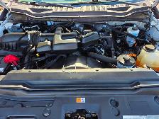 2018 Ford Super Duty F-350 SRW XLT / 4X4 / CUBE TRUCK / gas & pr - Photo 21