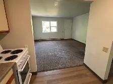 MAPLES – 2 bedroom – October 1 - Photo 2