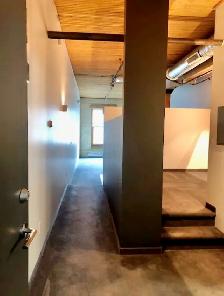 ✨&nbsp.NYC STYLE LOFT | EXCHANGE DISTRICT ✨ - Photo 6