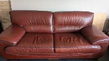 Genuine Thick Leather Sofa & Loveseat Set – Very Good  Condition - Photo 2