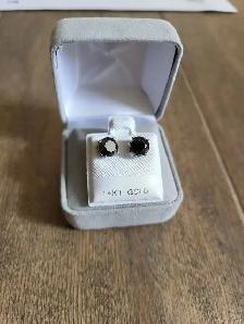 Brand New 14K White Gold Brilliant Diamond Earrings For Sale