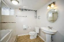 BROCK/NIAGARA STUDENT ROOM RENTAL - $550 ALL INCLUSIVE - Photo 5