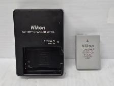 (N9751469) Nikon MH-24 Camera Battery and charger. - Photo 1