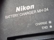(N9751469) Nikon MH-24 Camera Battery and charger. - Photo 4