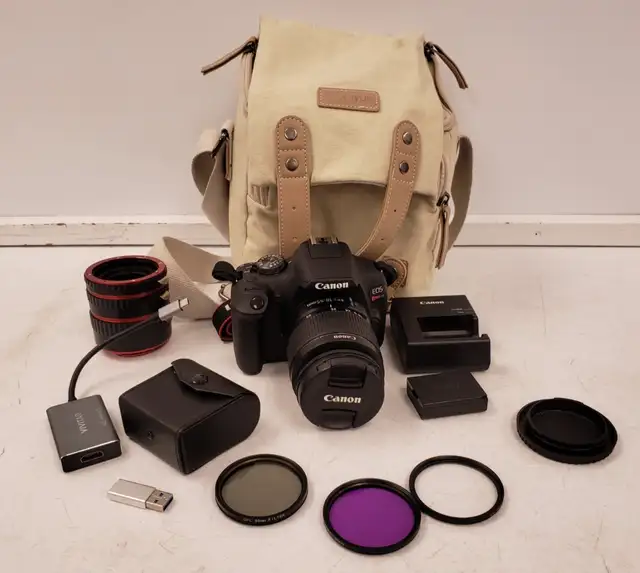 (9923352) Canon REBEL 7 Camera