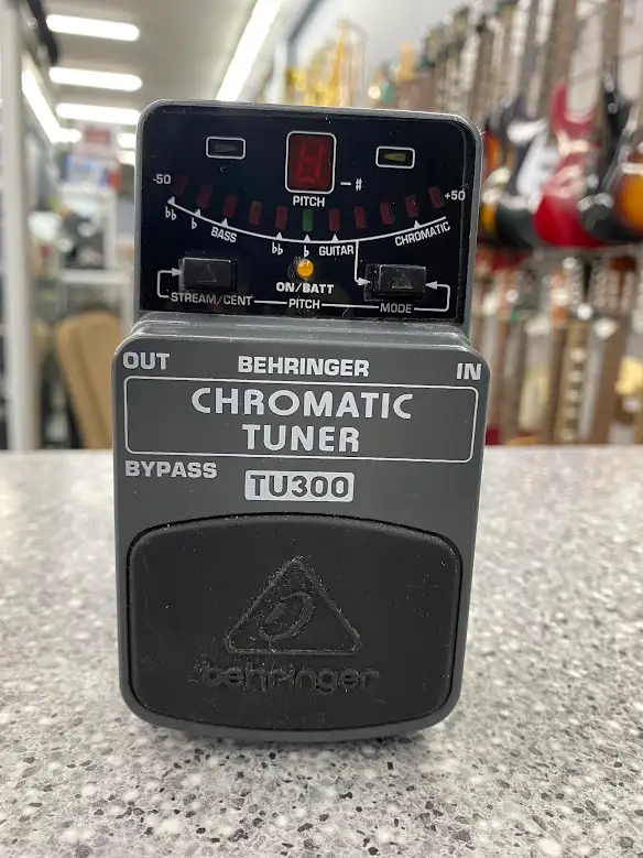 Behringer TU300 Tuning Pedal