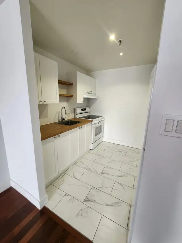 Promo, Saint-Roch, Quebec, à louer, 41/2,1chambres, appartement