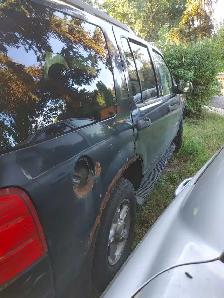 Ford Explorer - Photo 5